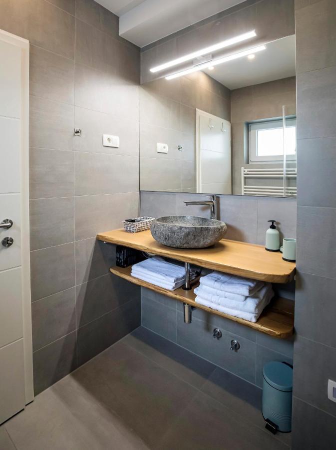 Apartments Vila Apolonia 卢布尔雅那 外观 照片